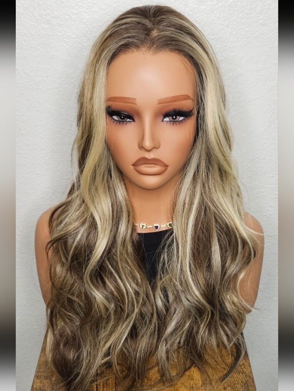 Rella 22” 13x5 HD Lace Front Wig – Brand New Pre-Cut Lace